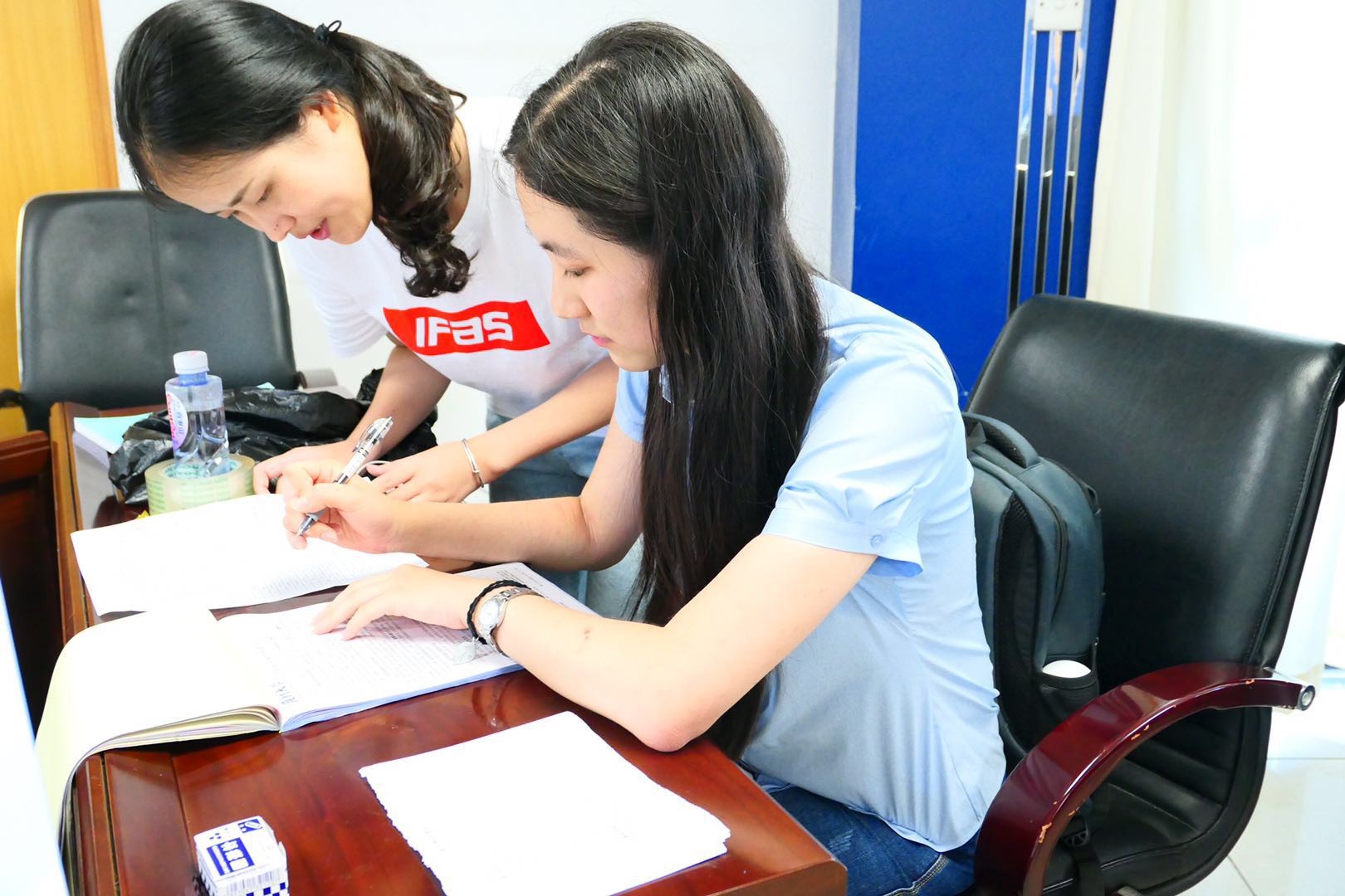 夏令营3.jpg 夏令营3.jpg