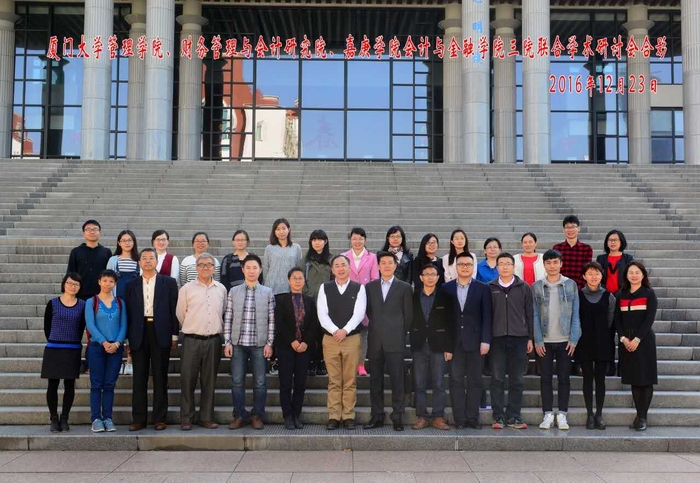 复件 合影.jpg 复件 合影.jpg